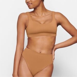 SKIMS Almond Mid Waist swim shorts Bottom NWT